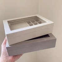 Boîte de rangement pour bijoux haut de gamme exquise - Étui compact tout-en-un pour boucles d'oreilles, bagues, bracelets, cadeau portable