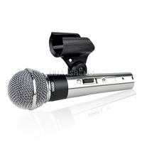 Microphone dynamique filaire professionnel en métal de qualité supérieure Silver 565SD pour la scène, idéal pour le chant et le KTV