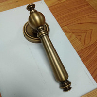 Serrure de porte de chambre à coucher de style américain en laiton et cuivre pur avec fonctionnement silencieux, poignée double porte, finition or français, option sans clé