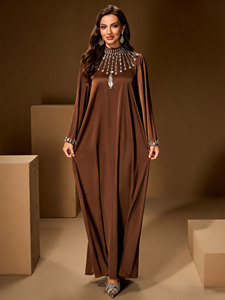 Vestido largo musulmán de satén con bordado, elegante y lujoso, personalizado por LEDUO, para bodas y fiestas. - Product Image 2