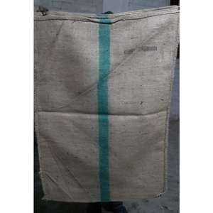 Saco de yute para granos de café, tejido denso y apretado para la conservación de granos verdes, protección del aroma y esencial para la cadena de suministro de tostadores. - Product Image 1