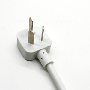 ปลั๊กไฟฟ้ามาตรฐานสี่เหลี่ยม 10A 250V พลาสติก สำหรับใช้ในบ้าน พร้อมสายดิน - Product Image 1