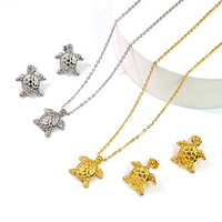 Nouveau design Collier tortue de mer doré en acier inoxydable avec boucles d'oreilles délicates en forme d'animal, sans nickel et étanches, bijoux pour enfants