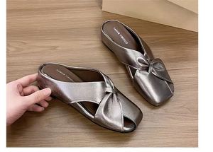 Tendencias de moda de verano: sandalias de mujer con punta abierta, versátiles, con diseño de tiras y una falda resistente. - Product Image 6