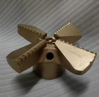 Petite plateforme de forage de puits d'eau sur roues avec moteur et pompe, compatibilité excavatrice 22H, couple de 2000 Nm