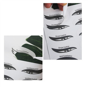 Cangli Beauty <span class=keywords><strong>Pochoir</strong></span> pour <span class=keywords><strong>Eyeliner</strong></span> Effet Chat et Outil pour <span class=keywords><strong>Eyeliner</strong></span> Ailé, 24 Pochoirs Flexibles en Tissu Non-tissé pour <span class=keywords><strong>Eyeliner</strong></span> - Product Image 4