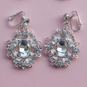 Nuovi Orecchini Lunghi Ellittici in Stile Palazzo Placcati Argento con Diamanti Bianchi Accessori da Sposa Esagerati - Product Image 5