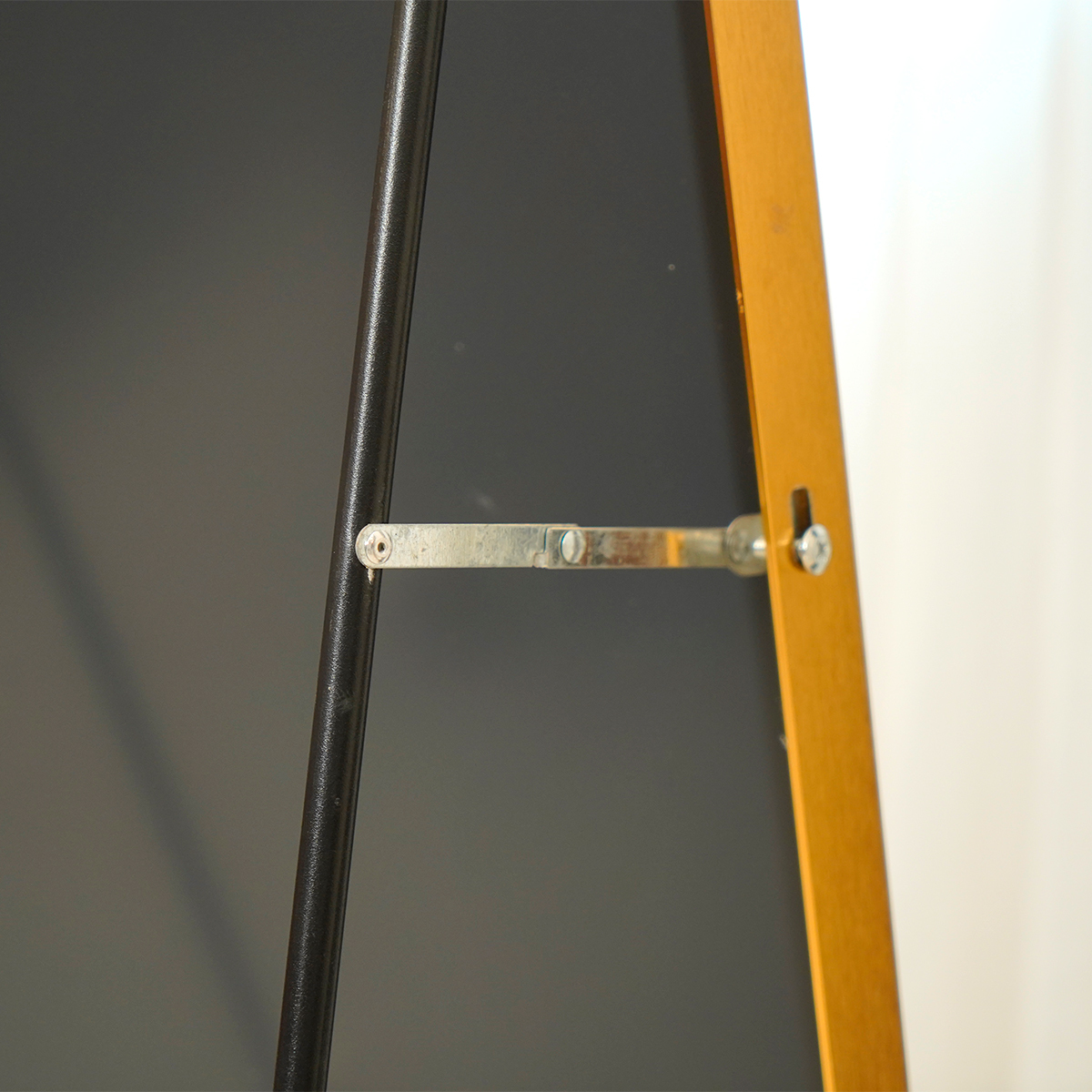 Full-body Art Deco Arched Glass Mirror with Aluminum Frame; Freestanding Design for Home Use in Bedroom and Dormitory · image 4