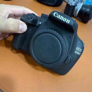 Appareil photo reflex numérique d'occasion <span class=keywords><strong>EOS</strong></span> <span class=keywords><strong>1200D</strong></span> - 8MP, vidéo HD, zoom optique, objectif F1.8, carte mémoire, batterie et chargeur inclus - Product Image 1