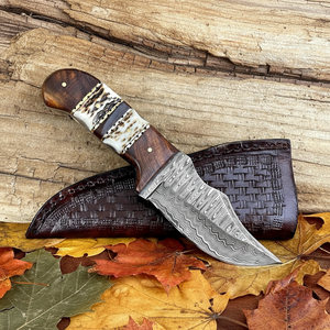 Cuchillo de Caza de Acero de Damasco de Hoja Fija de Calidad Premium con Funda de Cuero Sólido, Compatible con OEM, Garantía de 3 Años para Camping al Aire Libre - Product Image 1