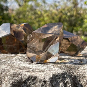 Vente en gros de quartz fumé naturel brut, forme libre, pierre irrégulière polie, cristal de guérison, pierre précieuse en vrac pour cadeaux et artisanat - Product Image 6