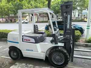 Moteur de chariot élévateur diesel TCM 5 tonnes d'occasion - Équipement de manutention de haute qualité, prêt pour l'expédition mondiale - Product Image 6