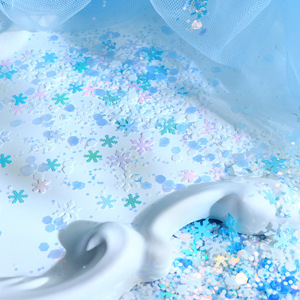 Lot de 5 sachets d'autocollants pour ongles d'hiver, flocons de neige holographiques bleus et blancs mélangés pour Noël - Product Image 3