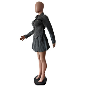 Jupe bouffante en jean délavé à manches longues boutonnée style cowboy - Product Image 5