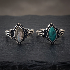 Anillo de plata hecho a mano con labradorita para mujer, sortija de piedra de tamaño 6x12, plateado, Turquesa - Product Image 1