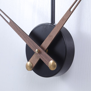 Reloj de pared minimalista y moderno, de 60Cm y 24 pulgadas, de Metal antiguo, redondo y grande, estilo <span class=keywords><strong>español</strong></span>, para exteriores - Product Image 4