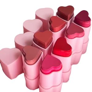 Blush Vegano all'Ingrosso ad Alta Pigmentazione con Logo Personalizzato, Stick di Blush in Crema a Forma di Cuore Rosa Chiaro - Product Image 1
