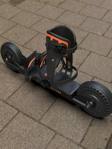 <span class=keywords><strong>Pattini</strong></span> <span class=keywords><strong>Elettrici</strong></span> WOWEI JOYERIDER con Motore Brushless da 500W, Batteria al Litio, Impermeabili, Velocità Massima 25 km/h, Autonomia 20 km - Product Image 5