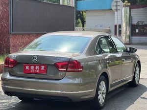 En Stock, Auto Usado 2015, Sedán 1.8T, Volante a la Izquierda, Neumáticos R16, Cámara Trasera, Buen Estado - Product Image 3