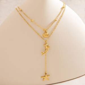 Collier superposé en or avec pendentif étoile et lune serti clos, ras-de-cou multicouche, idéal pour un cadeau, bijoux de mode - Product Image 3