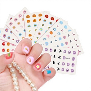 Adesivi per Unghie Personalizzati 3D con Frutta, Animali, Stelle, Decorazioni Fai-da-Te per Bambine e Bimbe - Product Image 1