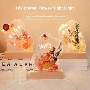 Meilleure vente calendrier acrylique tableau mémo populaire bureau et maison Souvenir calendrier acrylique de bureau avec décor de fleurs séchées chaudes - Product Image 2