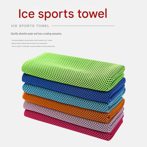 Serviettes de golf et de fitness sur mesure en microfibre pour rafraîchir, absorber la transpiration et sécher rapidement - Product Image 4