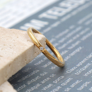 Fashionable Simple 18k Gold Micro Set Zircon Plain Band <b>Ring</b> Ultra Thin <b>Titanium</b> Steel Single Diamond <b>Ring</b> For Women Gift - Product Image 3