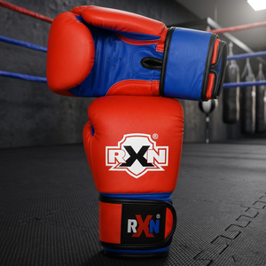 ถุงมือชกมวยหนัง PU สีแดงน้ำเงิน RXN พร้อมสายรัดเวลโครสำหรับผู้ใหญ่ ฝึกซ้อมและศิลปะการต่อสู้ - Product Image 2