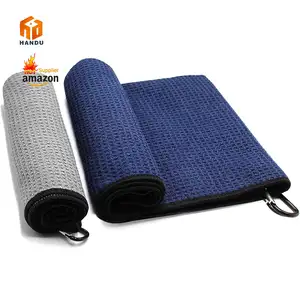Design popular polyester microfiber waffle weave gift set pocket golf club clip hanging loop soft drying hand golf towel
