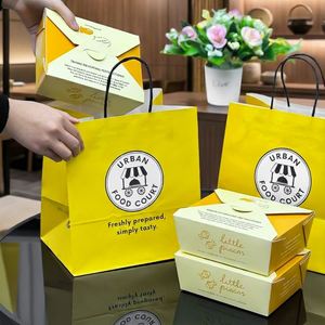 ถุงกระดาษอาหารแบบกำหนดเองเป็นมิตรกับสิ่งแวดล้อมสำหรับร้านอาหารเอเชีย  พร้อมเคลือบลามิเนต  ใส่โลโก้ของคุณเองได้  บรรจุภัณฑ์กระดาษคราฟท์สำหรับอาหารแบบนำกลับบ้าน - Product Image 1