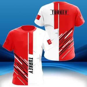 T-shirt con grafica della bandiera della Turchia, rosso bianco, design moderno, taglia unisex per adulti - Product Image 1