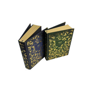 Cuaderno de Cuero con Tapa Dura Estampada en Oro e Impresión Personalizada - Product Image 1
