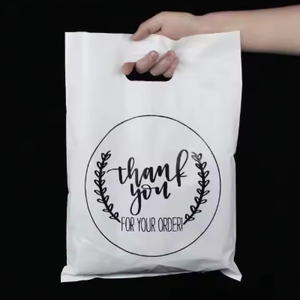Sacs en PE à soufflet latéral avec logo personnalisé en gros - Emballage durable pour vêtements et chaussures, sac en <span class=keywords><strong>plastique</strong></span> pour cadeaux et achats - Product Image 1