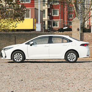Nuevo Corolla 2025 1.2T Edición Pioneer Sedán Oscuro, Consumo de Combustible 5.88L, Velocidad Máxima 180km/h, Freno de Estacionamiento Electrónico, Automático, Gasolina - Product Image 2
