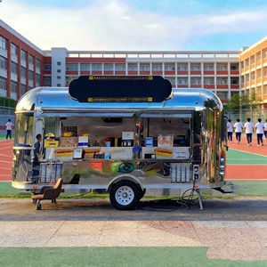 Remolque de Comida con Acabado Espejo Extendido y Dos Ventanas Abiertas, Ideal para Operaciones Comerciales de Hamburguesas y Bocadillos - Product Image 3