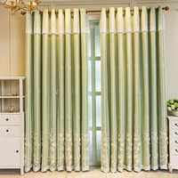 Rideaux double couche brodés de fleurs en 3D de style européen élégant avec cantonnière pour salon et chambre à coucher (vert 52x90 pouces)