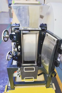 <strong>Lab</strong> Mining <strong>Jaw</strong> <strong>Crusher</strong> Sample <strong>Crusher</strong> <strong>Lab</strong> Pulverizer - Product Image 3