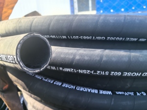 디젤 흡입 및 납기를 위한 산업용 합성 고무 연료 유 및 가솔린 호스 맞춤형 절단 서비스 제공 - Product Image 6