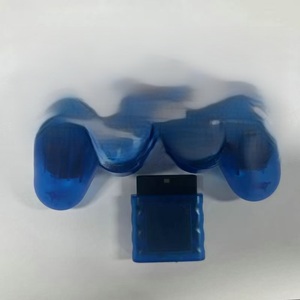 คอนโทรลเลอร์เกมไร้สาย <span class=keywords><strong>2</strong></span>.4G เปลือกโปร่งใสเกมแพดแบบสั่นคู่ปุ่มเกล็ดหิมะเสียบและเล่นได้สำหรับคอนโซลพีสเตชั่น <span class=keywords><strong>2</strong></span> - Product Image 2