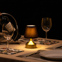 Lampe de table sans fil rechargeable en aluminium avec éclairage d'ambiance et télécommande, pièce de décoration élégante pour chambre à coucher, vente en gros