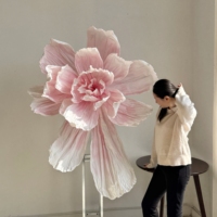 Grandes sculptures florales géantes en plastique – Décoration florale artificielle surdimensionnée pour mariages, centres commerciaux, vitrines et murs décoratifs