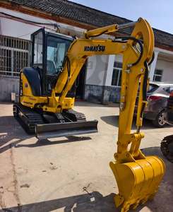 Excavatrice d'occasion Komatsu PC35MR-3 à faible nombre d'heures de fonctionnement, économe en carburant, puissante, idéale pour les projets de rénovation de jardins - Product Image 1