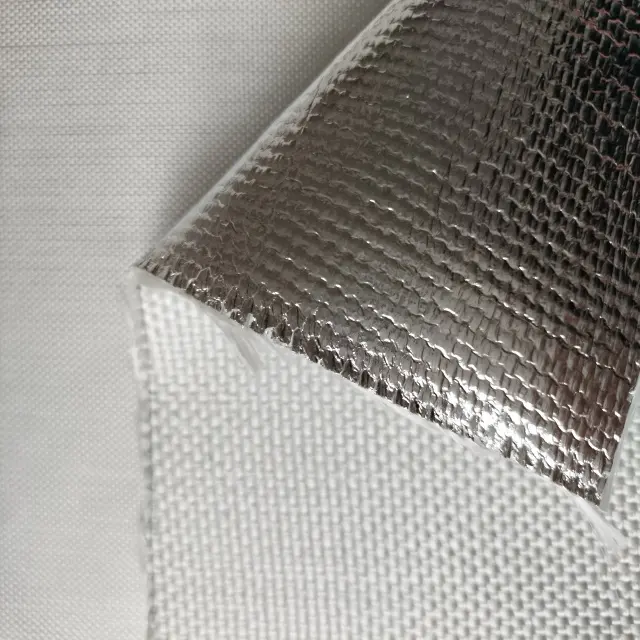 Tessuto in fibra di vetro laminato con foglio di alluminio