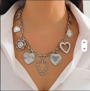 Collier de sport pour filles, bijoux de cou, pendentif d'amour, décoration esthétique, colliers à sensation métallique, accessoires de chaîne pour femmes - Product Image 2