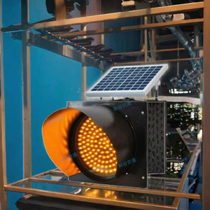 Feux de signalisation clignotants à LED solaires, haute visibilité, pour travaux routiers et zones dangereuses - Product Image 2