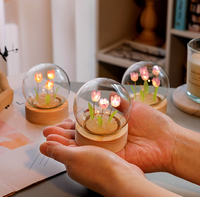 Kit DIY Veilleuse LED Tulipe Artificielle en Verre avec Mini Boule de Cristal Kanglong - Petite Veilleuse à Dôme en Verre