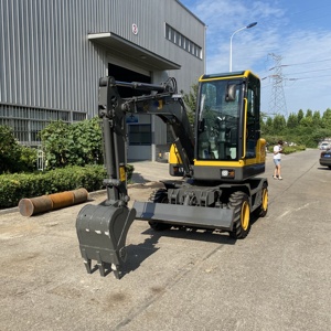 Toho 4 Ton 6ton 8 Bucket Wheeled Excavatrice Wheel Type <b>Excavator</b> - Product Image 4