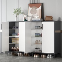 Meuble à chaussures double porte en bois multi-niveaux pour entrée de maison, design minimaliste moderne, rangement esthétique