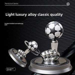 Ornamento di profumo di calcio galleggiante a energia solare deodorante per auto rotante per deodorante decorativo per auto in metallo novità regali - Product Image 3